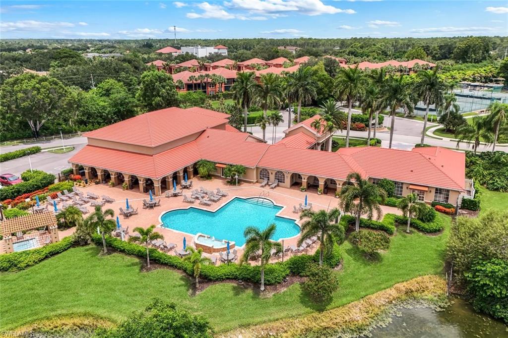 HUNTINGTON LAKES - Residential