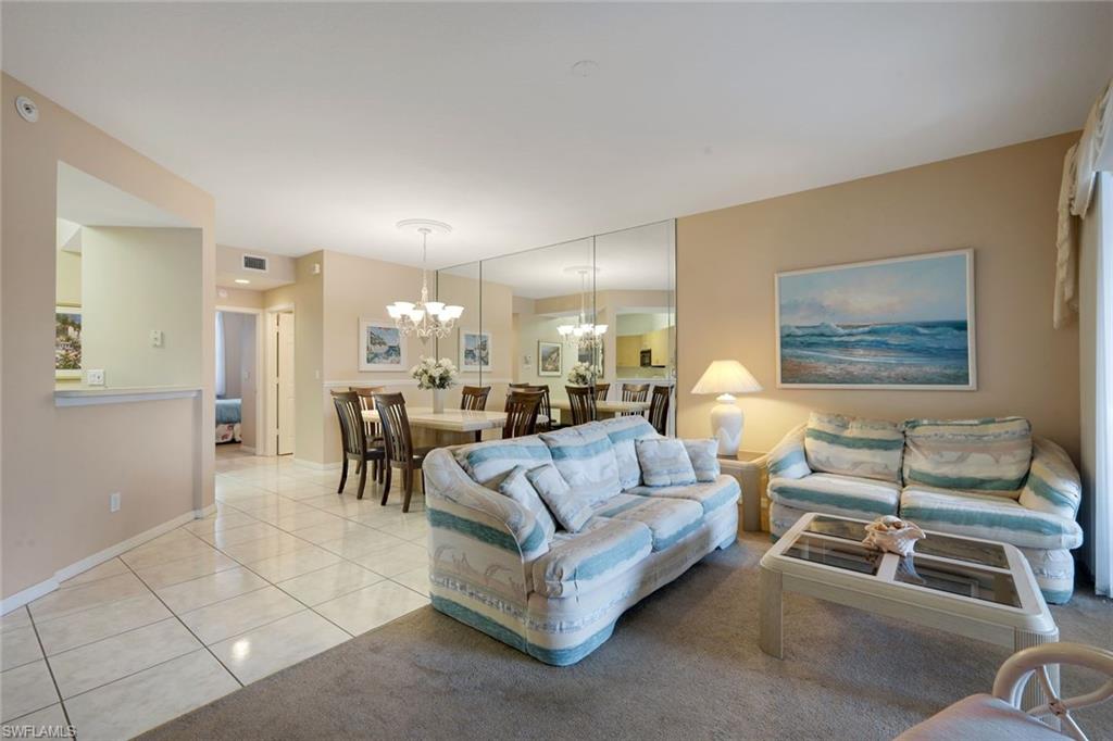 HUNTINGTON LAKES - Residential