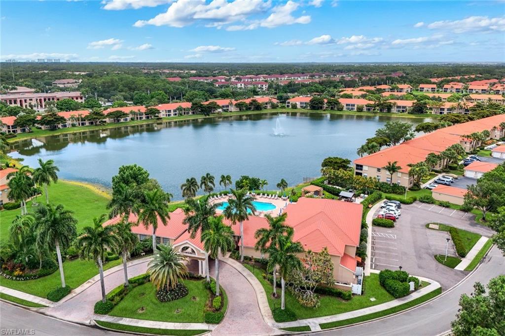 HUNTINGTON LAKES - Residential