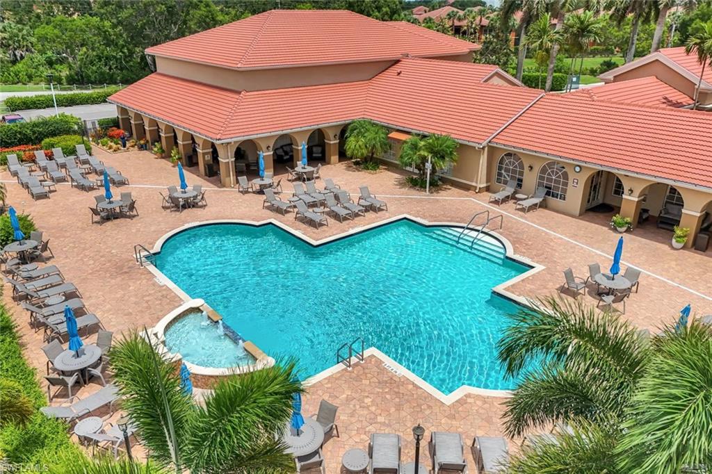 HUNTINGTON LAKES - Residential
