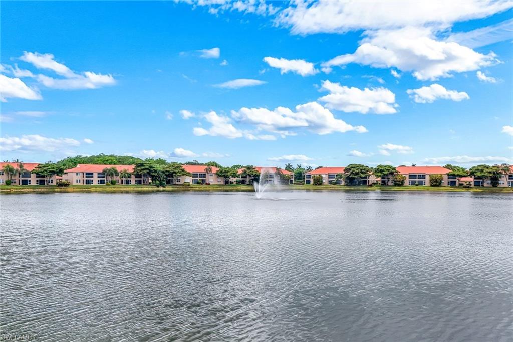 HUNTINGTON LAKES - Residential
