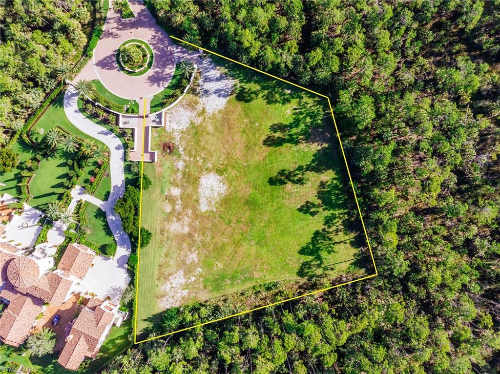 **Golf membership available to purchase** Il Cuore at Mediterra has been intentionally reserved for just two discriminating connoisseurs, each one interested in creating an individual, signature enclave unlike anything in all of Naples, Florida.  With only one home site remaining, the window of opportunity to act on this unique property is rapidly closing.  With approximately 1.5 acres that's encircled by over 50 acres of preserves, this home site offers extraordinary privacy and limitless possibilities in this ONLY gated neighborhood within the gates of Mediterra. 
**Includes exclusive opportunity to purchase a Mediterra GOLF MEMBERSHIP without the delay of what otherwise is approximately a TWO-YEAR waiting list**