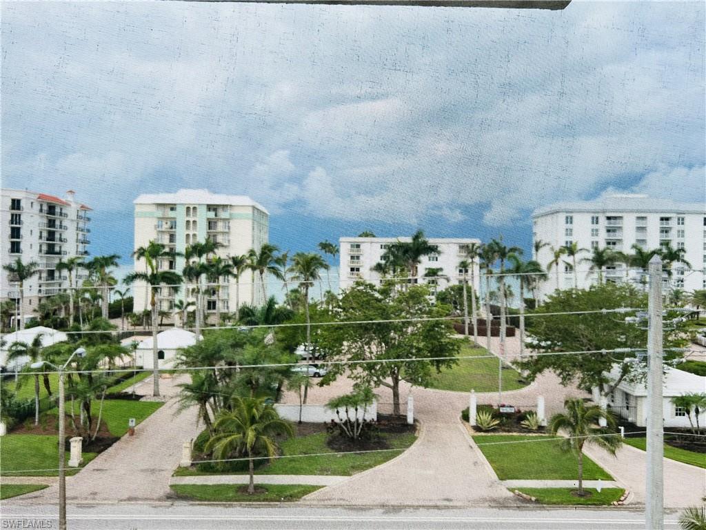 PARADOR - Residential Lease