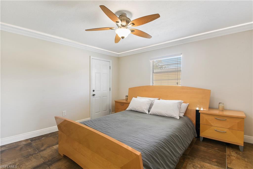 NAPLES TWIN LAKES - Residential