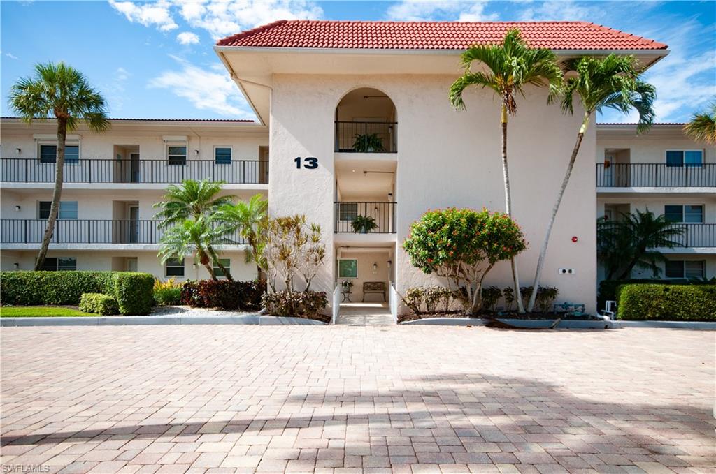 HIGH POINT COUNTRY CLUB - Residential