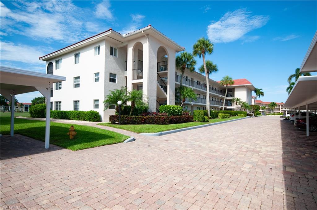 HIGH POINT COUNTRY CLUB - Residential