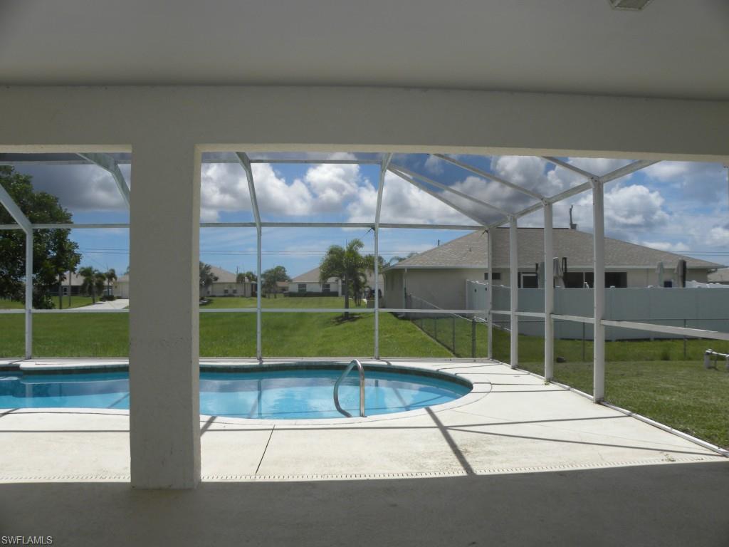 CAPE CORAL - Residential
