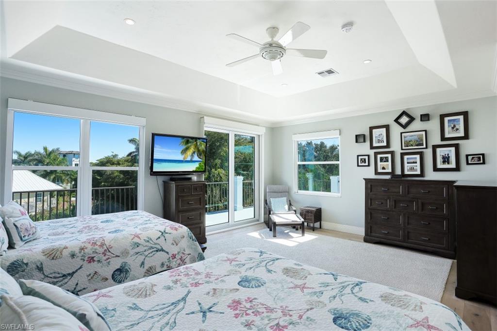 SOUTHPORT ON THE BAY - Residential