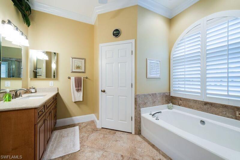 EAGLE LAKE ESTATES REPLAT - Residential