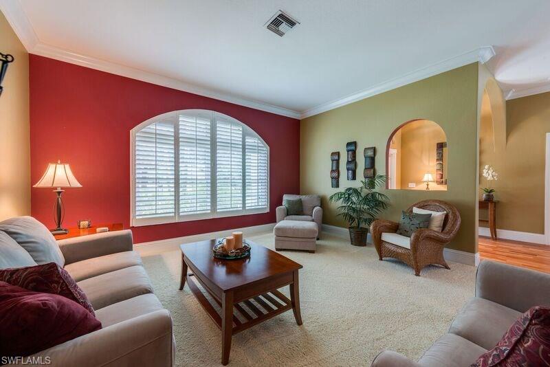 EAGLE LAKE ESTATES REPLAT - Residential