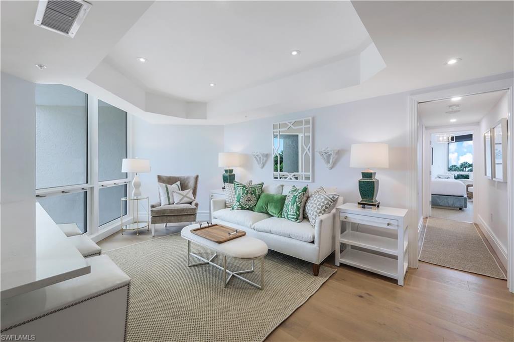 BRITTANY - Residential
