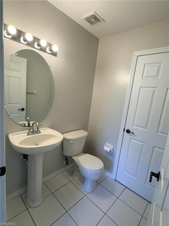 FOREST LAKE TOWNHOMES - Residential Lease