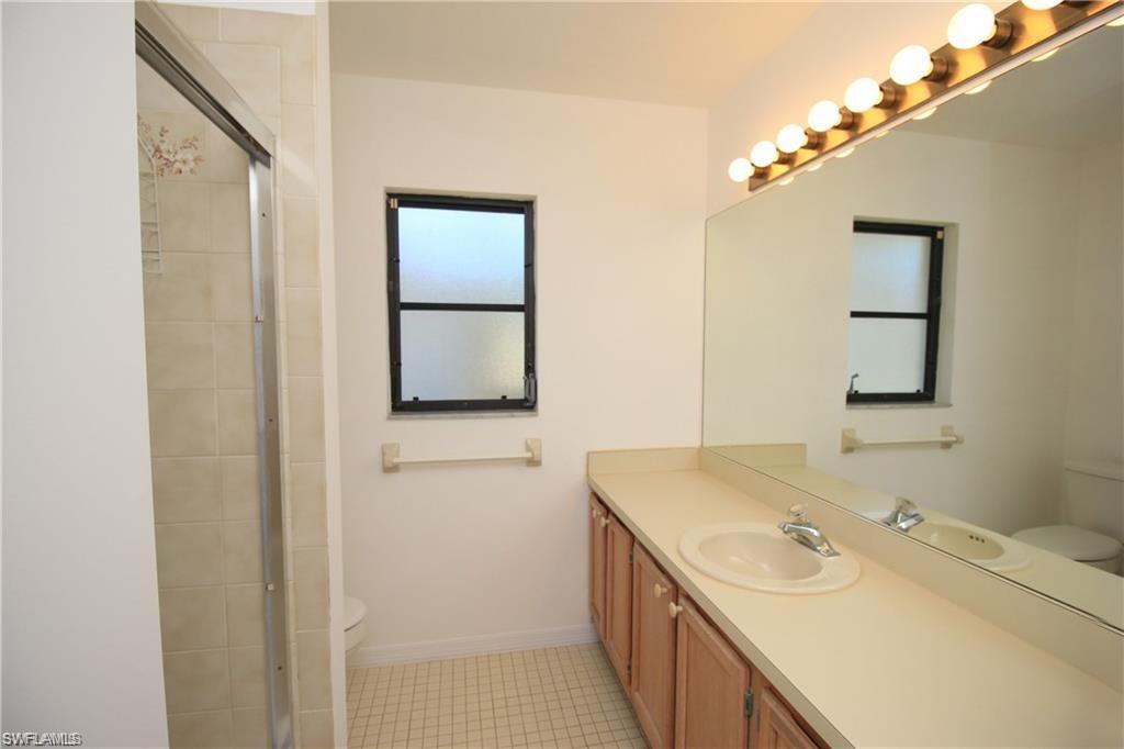 WILLOUGHBY ACRES - Residential Lease