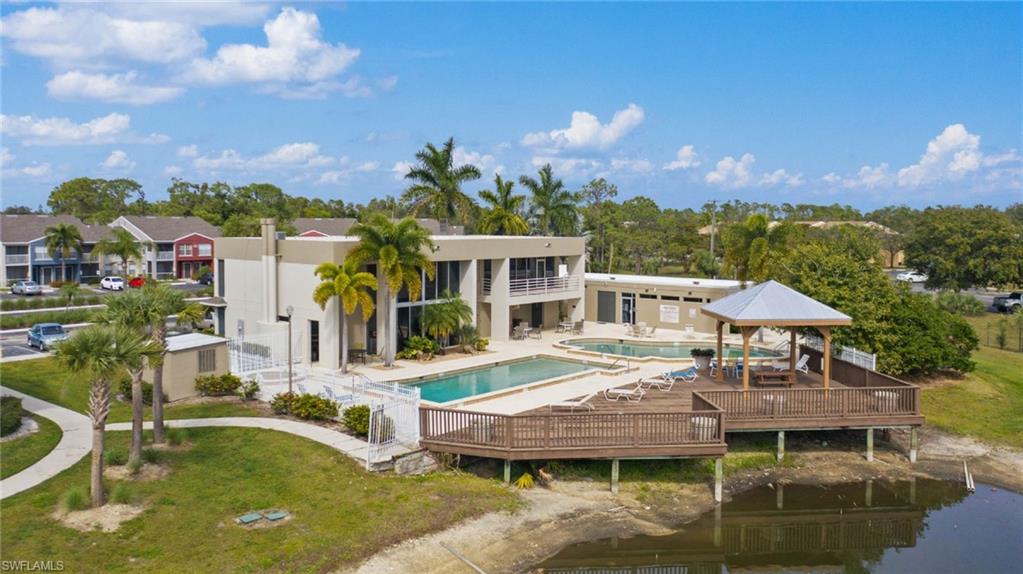 GRANADA LAKES - Residential