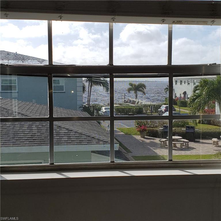 PALMS AT WATERS EDGE - Residential