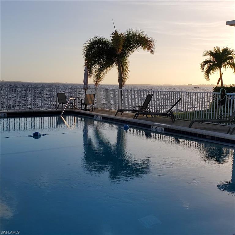 PALMS AT WATERS EDGE - Residential