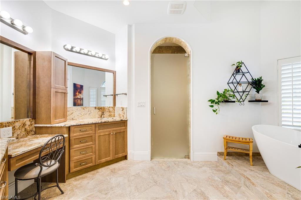 RIVERBROOKE - Residential