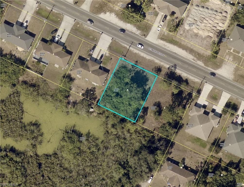LEHIGH ACRES - Land