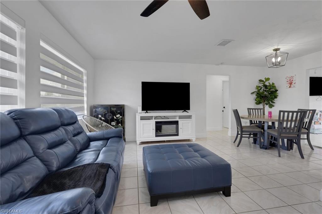 SAN CARLOS PARK - Residential