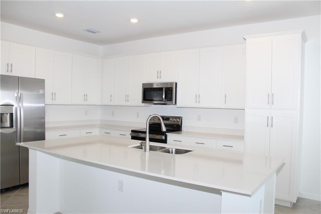 THE NATIONAL GOLF & COUNTRY CLUB AT AVE MARIA - Residential Lease