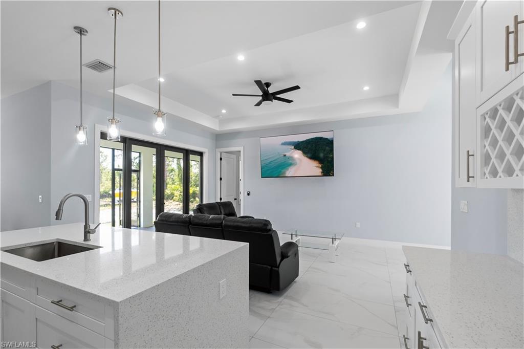 GOLDEN GATE ESTATES - Residential
