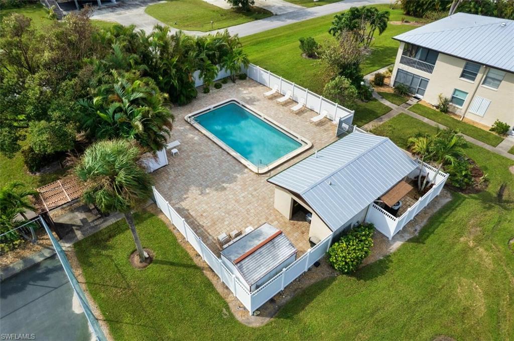 SANIBEL WAY CONDO - Residential