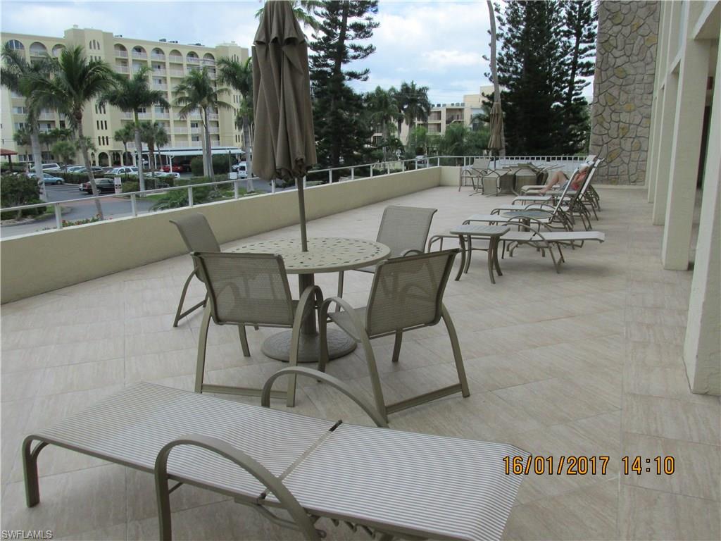 CASA BONITA ROYALE - Residential