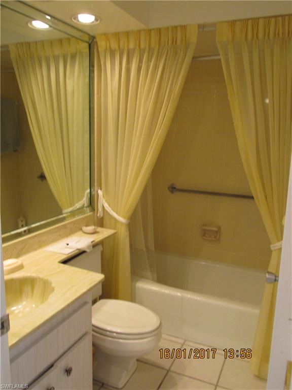 CASA BONITA ROYALE - Residential
