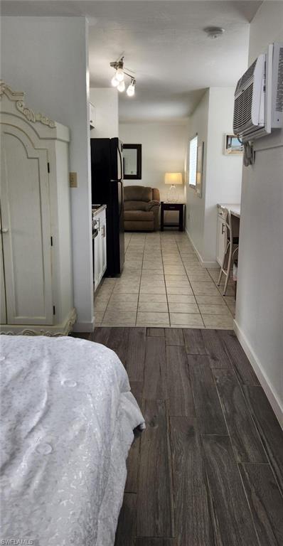 GLADIOLUS GARDENS CONDO ASSN - Residential Lease