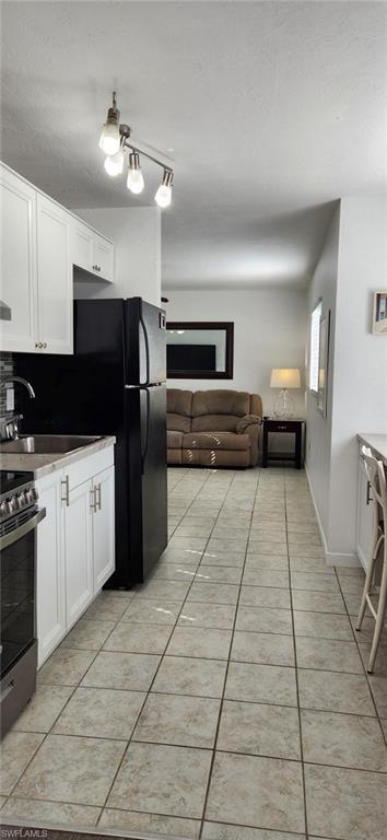 GLADIOLUS GARDENS CONDO ASSN - Residential Lease