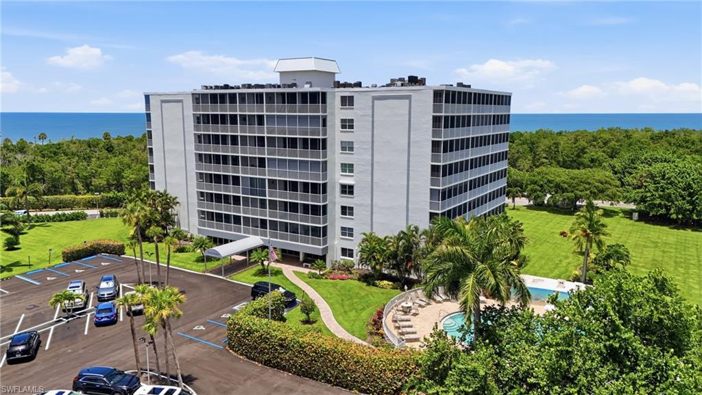 VANDERBILT TOWERS - Residential
