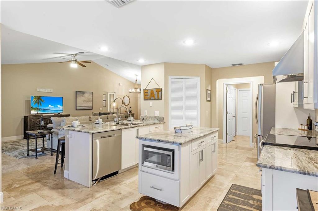 CAPE CORAL - Residential Lease