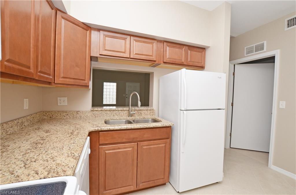 THE COVE AT SIX MILE - Residential