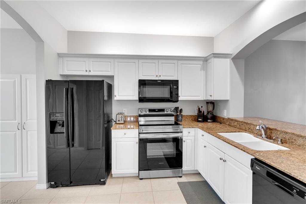 IMPERIAL GOLF ESTATES - Residential