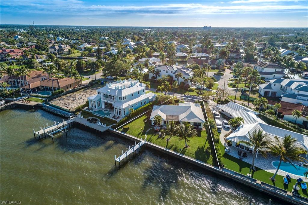 ROYAL HARBOR - Residential