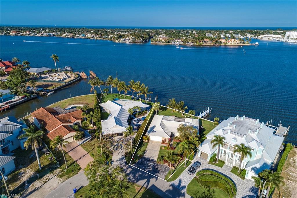ROYAL HARBOR - Residential