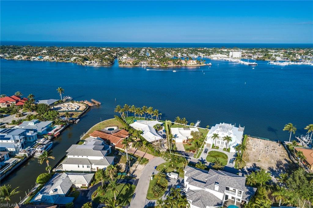 ROYAL HARBOR - Residential