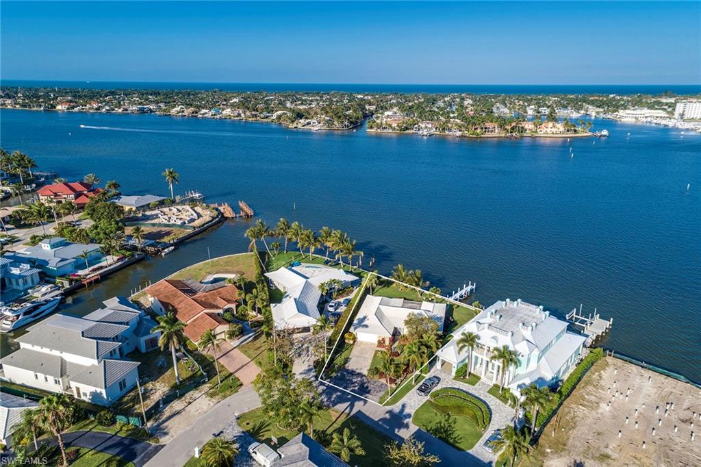 ROYAL HARBOR - Residential