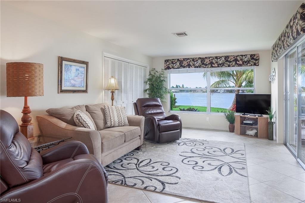 ROYAL HARBOR - Residential