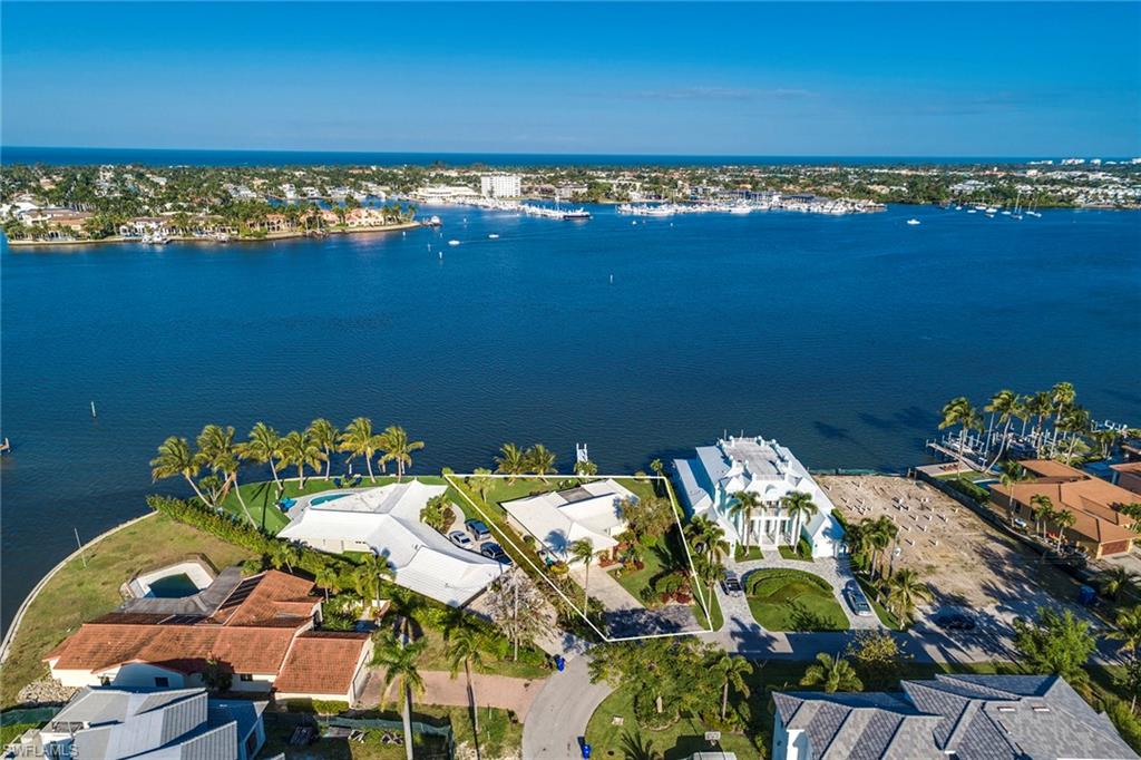 ROYAL HARBOR - Residential