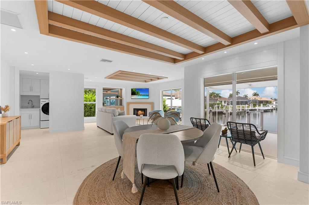 MARCO BEACH - Residential