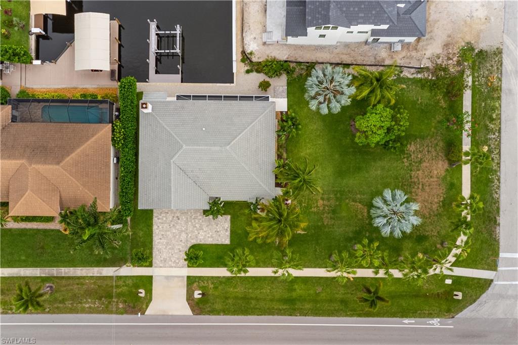 MARCO BEACH - Residential