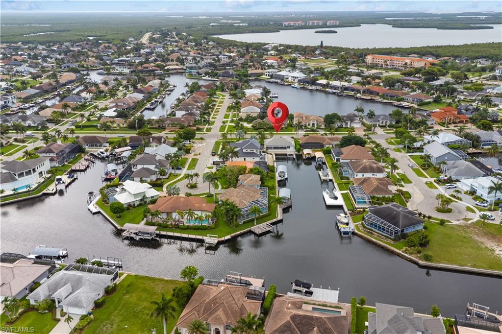 MARCO BEACH - Residential