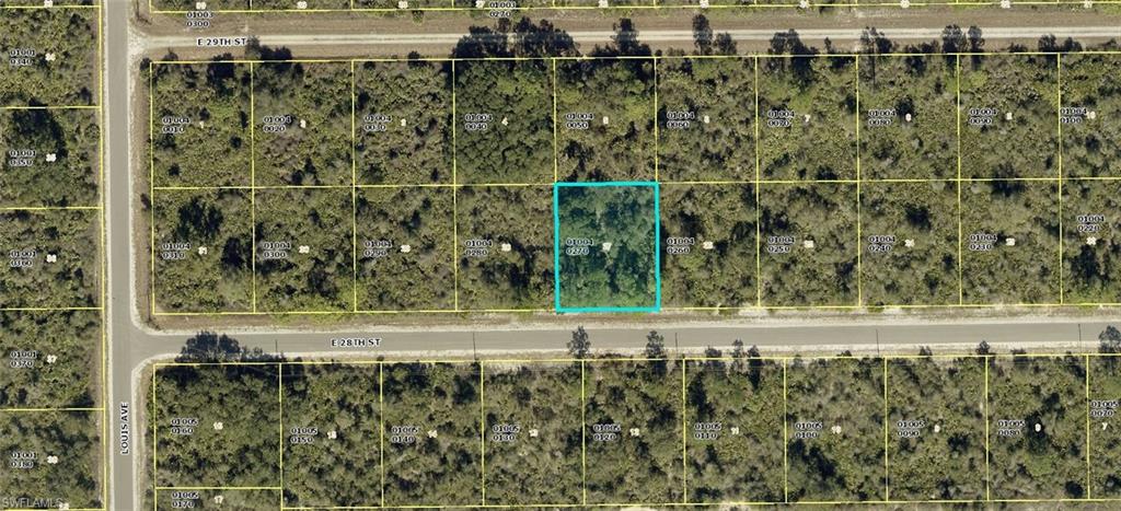 An exciting opportunity awaits in this growing area! Be part of a vibrant community where new construction is booming. This prime location puts you close to fantastic golf, shopping, and dining options. Enjoy the added perk of being just a short drive from Fort Myers and Punta Gorda airports, two major spring training destinations, and sun-drenched beaches!