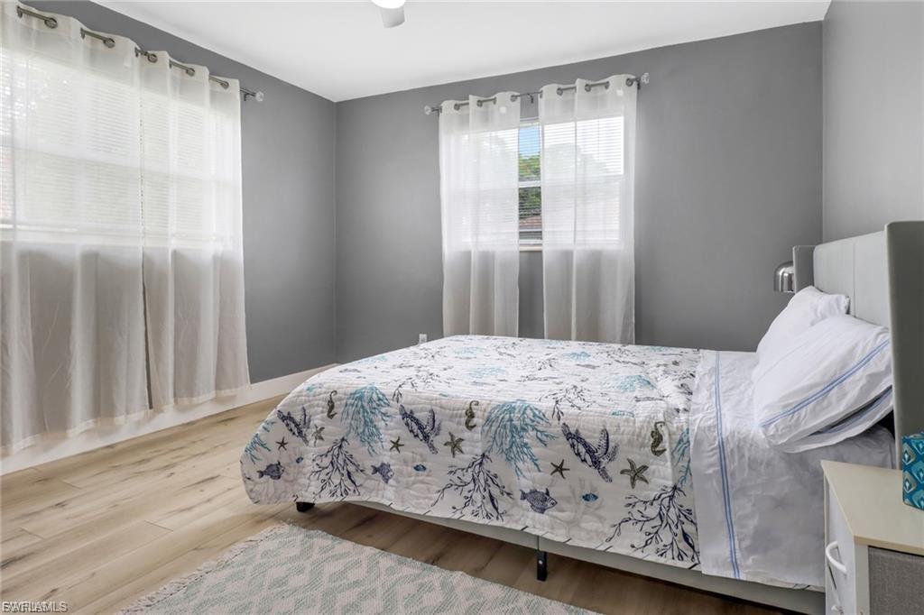 NAPLES PARK - Residential