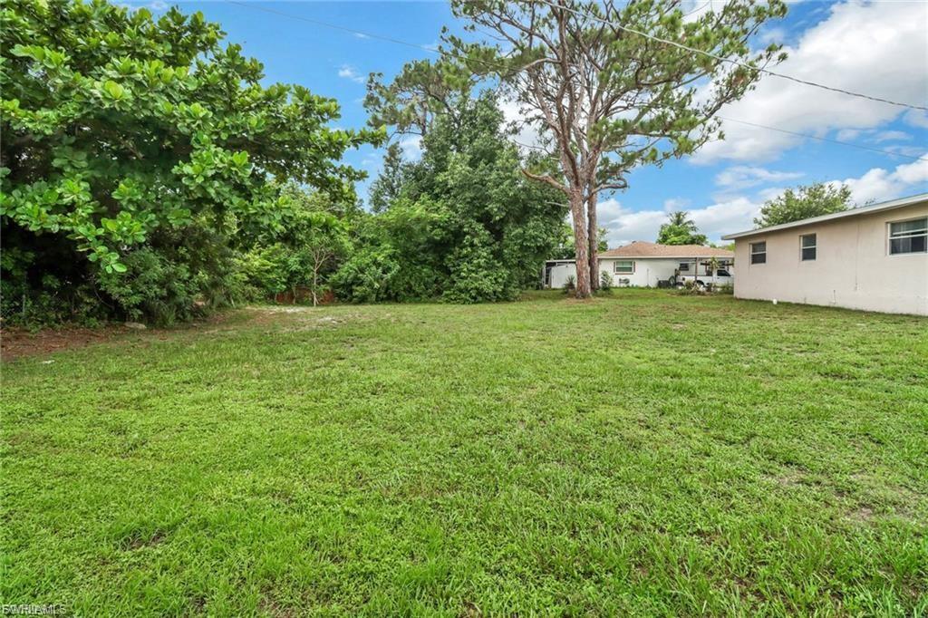 NAPLES PARK - Residential