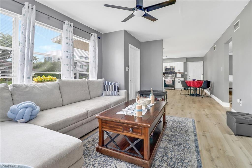 NAPLES PARK - Residential