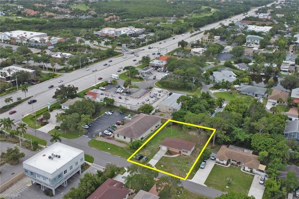 NAPLES PARK - Residential