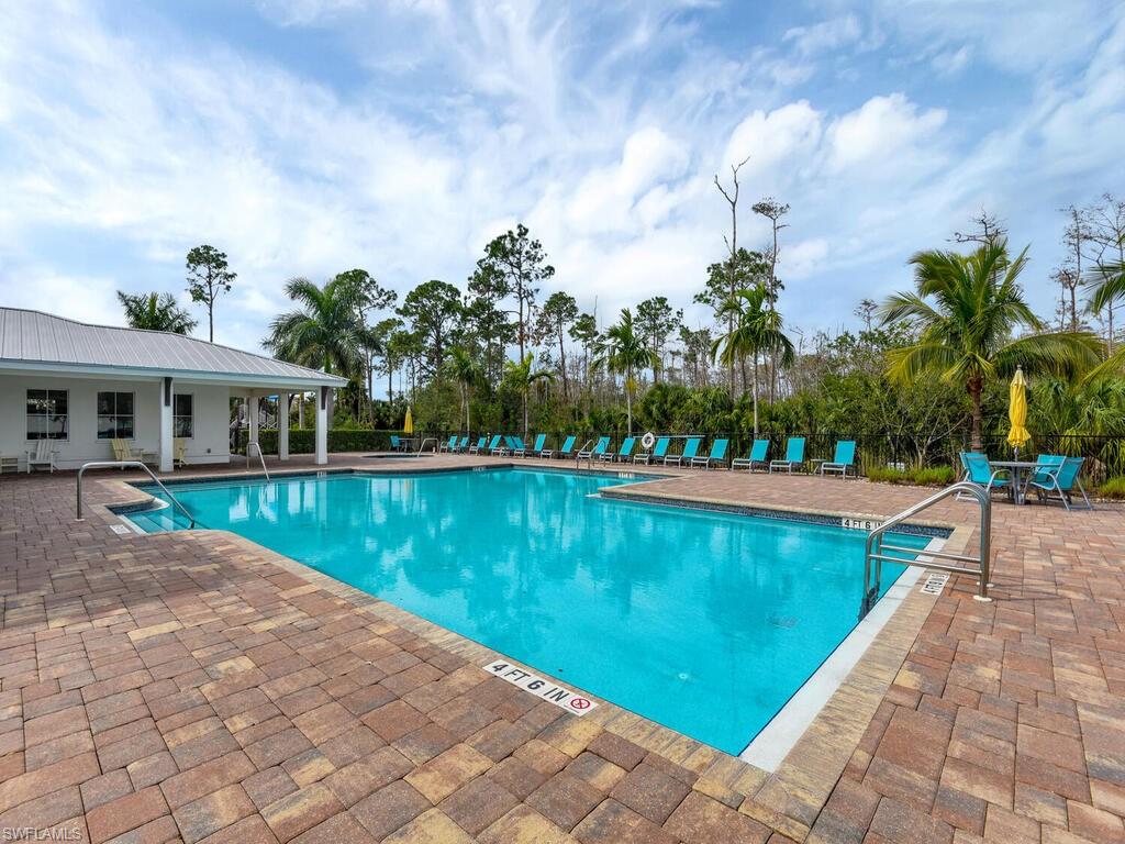 COMPASS LANDING - Residential