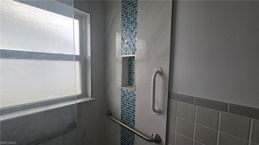 SAN CARLOS PARK - Residential Lease